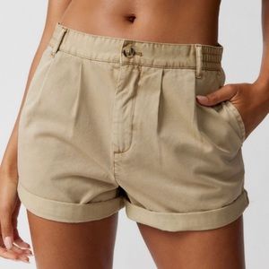 Urban Outfitters BDG Blair Cotton Chino Shorts Beige Size Large NEW